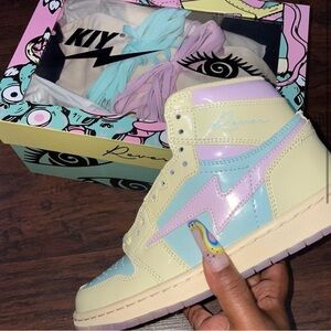 Kiy X Distortedd Air Kiys